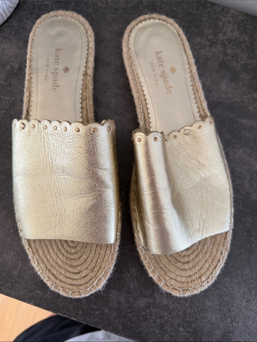 NWOT size 10 kate spade Metallic Gold Scallop-Edge Espadrille Slides